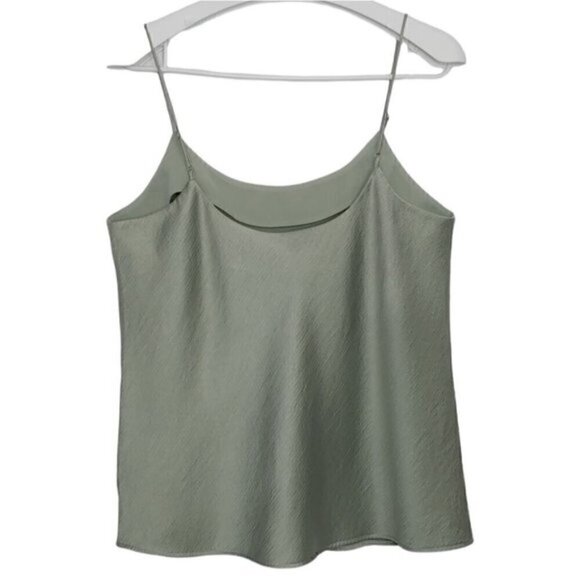NWT CLUB MONACO Willow Green Elona flowy loose fit Textured Satin Camiso… - Picture 4 of 13